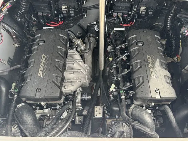 Slide: The Image of Yamaha 255 FSH Sport E 2025 - 24