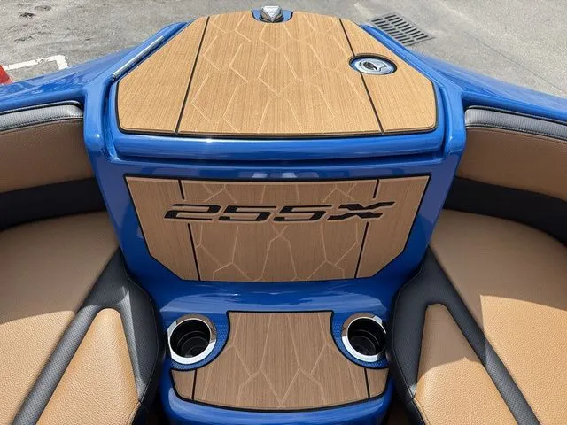 Slide: The Image of Yamaha 255XD 2026 - 10