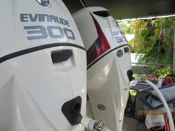 Slide: The Image of Cigarette 31 BULLET - 2014 EV E-TEC 300C - 30 HOURS - ALL OPTIONS NEW 1988 - 11