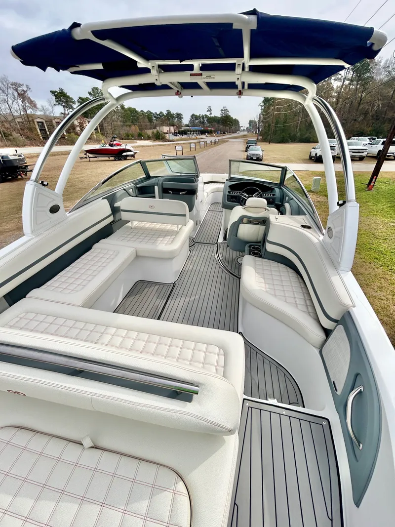 Slide: The Image of Cobalt R7 2020 - 10