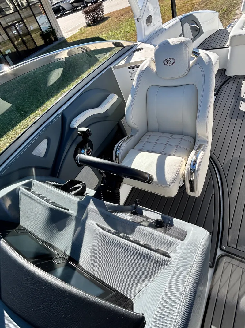 Slide: The Image of Cobalt R7 2020 - 24