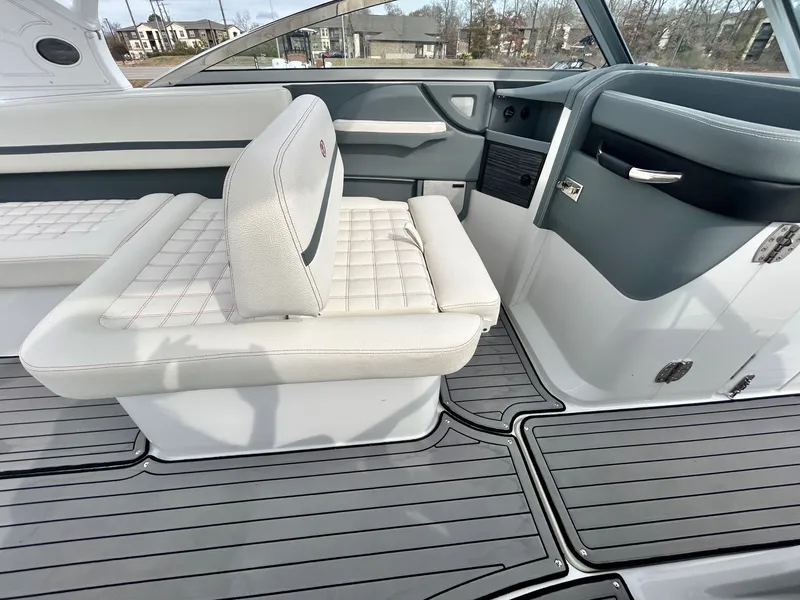 Slide: The Image of Cobalt R7 2020 - 32