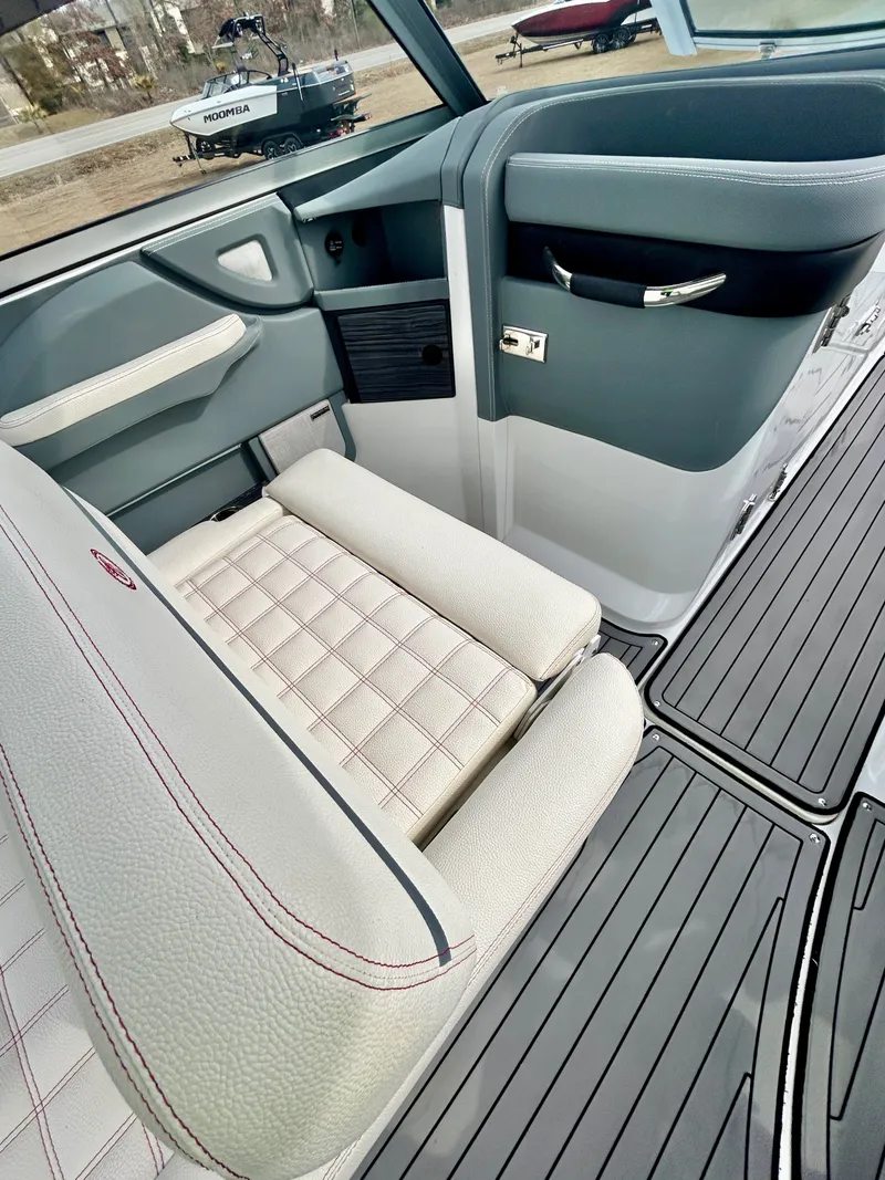 Slide: The Image of Cobalt R7 2020 - 36