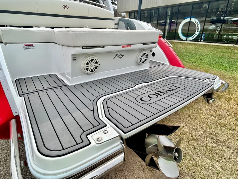 Slide: The Image of Cobalt R7 2020 - 8