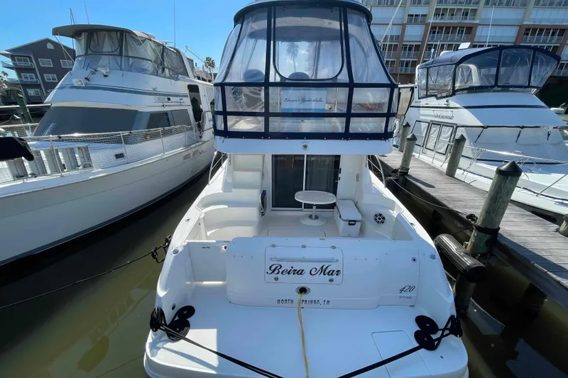 Slide: The Image of Fusion marine speaker on 2005 Sea Ray 420 Sedan Bridge yacht. - 86
