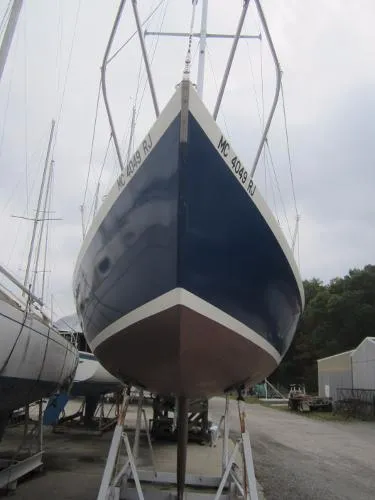 Slide: The Image of J Boats J-29 1983 - 3