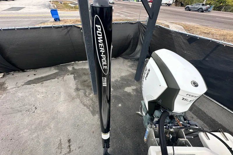 Slide: The Image of 2018 Key West 210 Bay Reef with Evinrude engine and Power-Pole Pro II anchor. - 54