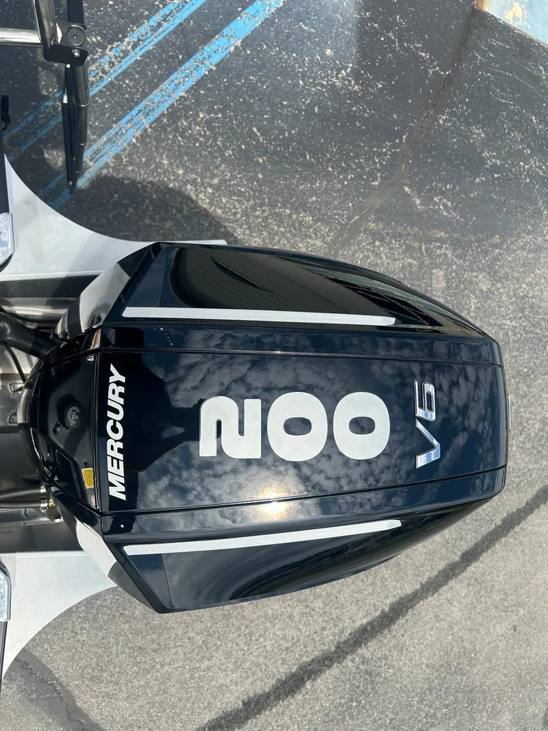 Slide: The Image of 2026 BARLETTA A22UC-PLATINUM - Image 22 - 22