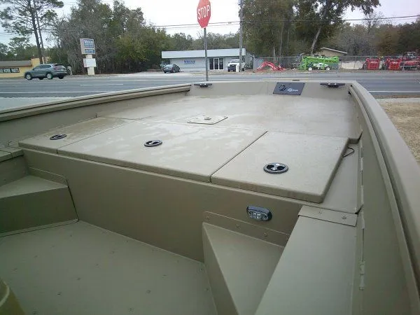 Slide: The Image of G3 Gator Tough 17 CC 2026 - 4