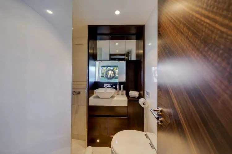 Slide: The Image of 2022 Sunseeker Manhattan 68 - Image 31 - 31