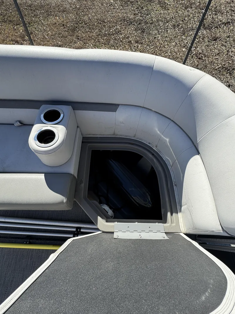 Slide: The Image of Sweetwater SW 1886 CX 2021 - 11