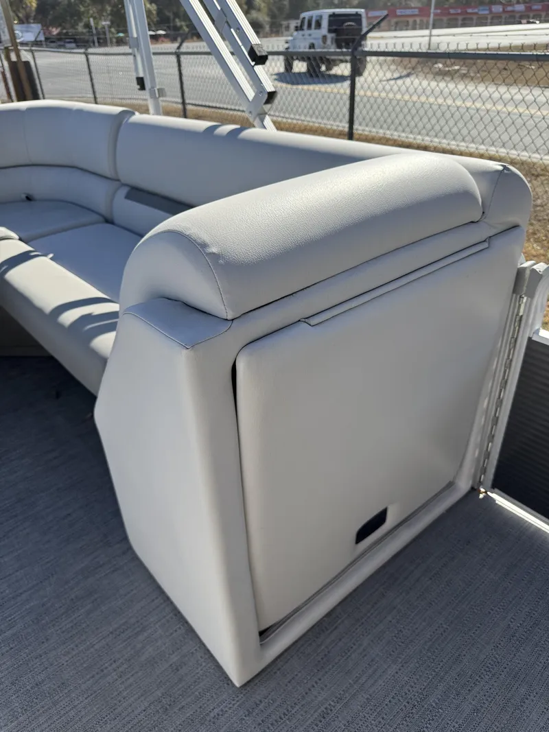 Slide: The Image of Sweetwater SW 1886 CX 2021 - 44