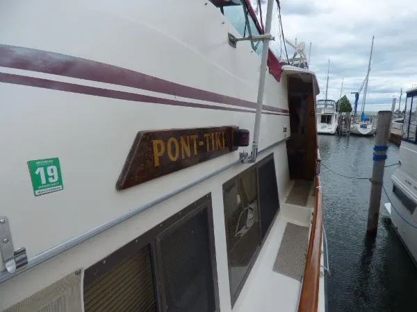 Slide: The Image of Atlantic 47 Motor Yacht 1985 - 6