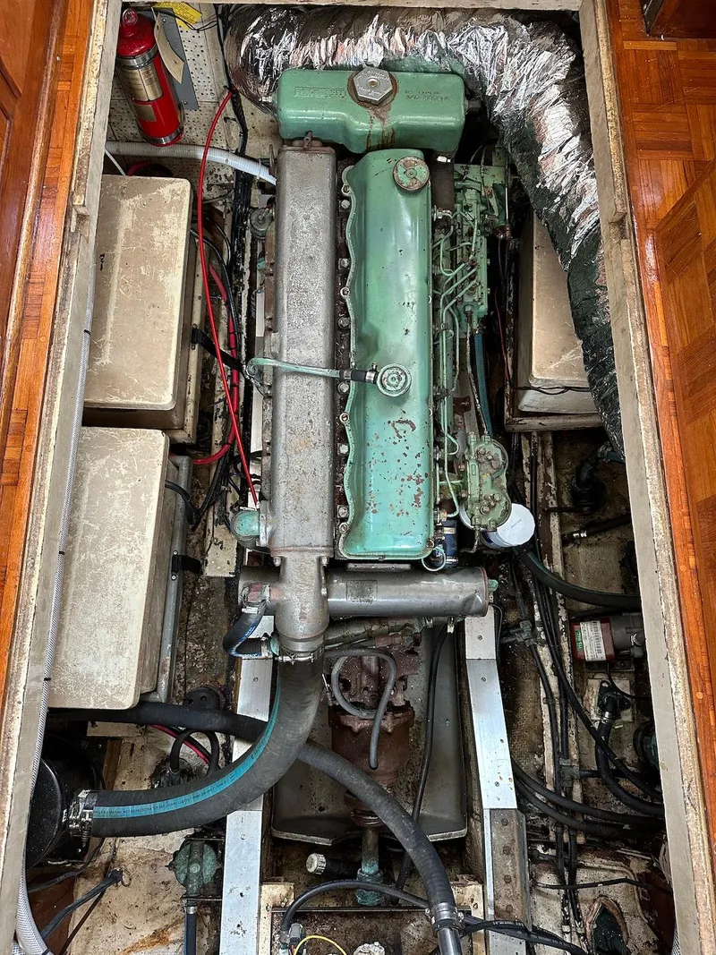 Slide: The Image of Grand Banks 32 Sedan 1974 - 52