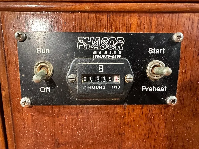 Slide: The Image of Grand Banks 32 Sedan 1974 - 55