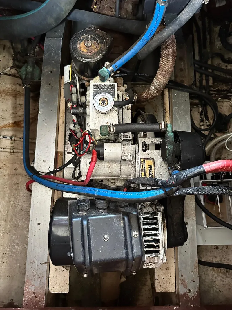 Slide: The Image of Grand Banks 32 Sedan 1974 - 56