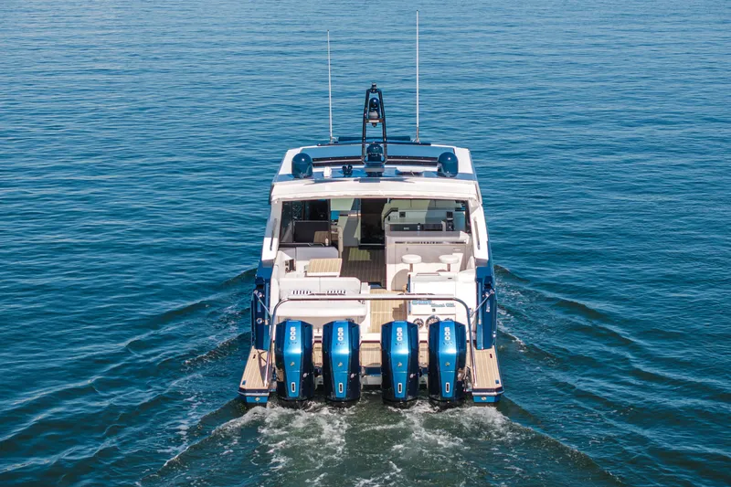 Slide: The Image of 2022 Formula 500 Super Sport Crossover boat cruising on open water. - 14