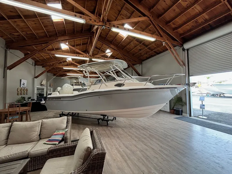 Slide: The Image of Grady-White Adventure 218 2024 - 4