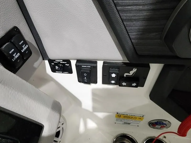 Slide: The Image of Cobalt R4 Surf 2024 - 16