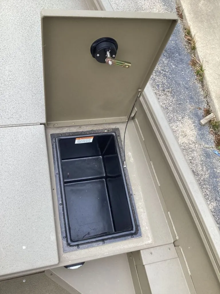 Slide: The Image of G3 Gator Tough 17 CC 2025 - 22