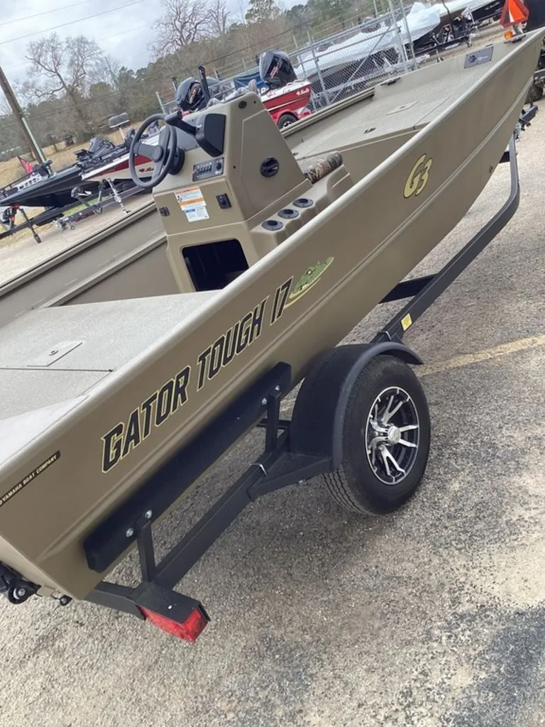 Slide: The Image of G3 Gator Tough 17 CC 2025 - 4