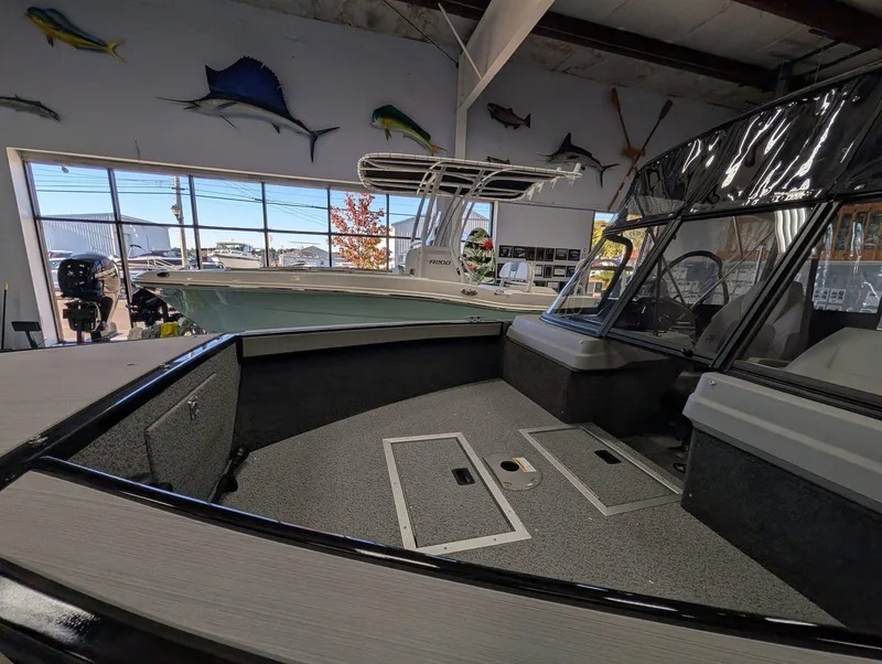 Slide: The Image of Starcraft Fishmaster 196 2026 - 33