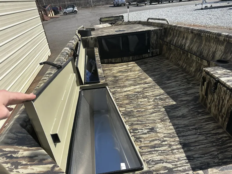 Slide: The Image of Excel Viper F4 1751 VIPER 2026 - 4