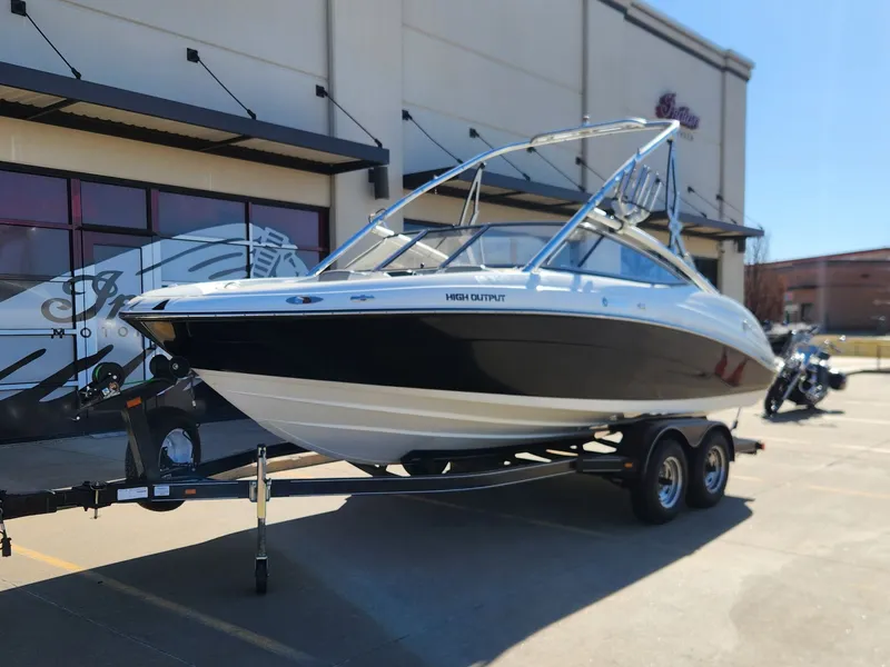 Slide: The Image of Yamaha 212X 2008 - 8