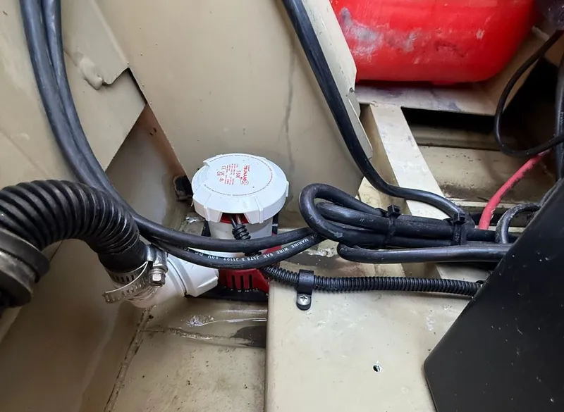 Slide: The Image of Crestliner 1760 Retriever Jon 2021 - 15