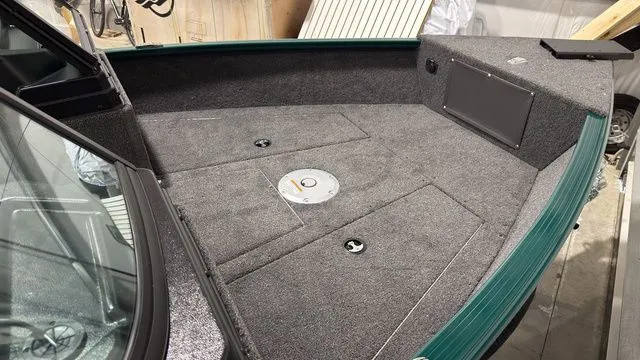 Slide: The Image of Lund 1775 Adventure Sport 2026 - 11