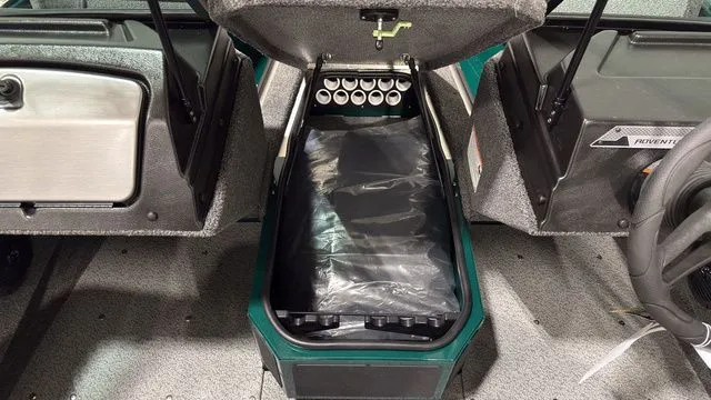 Slide: The Image of Lund 1775 Adventure Sport 2026 - 12