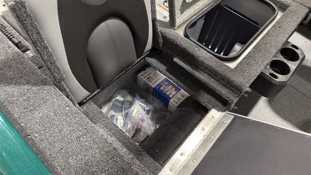 Slide: The Image of Lund 1775 Adventure Sport 2026 - 6