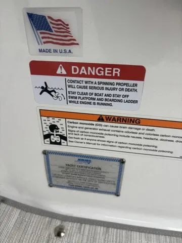 Slide: The Image of Four Winns H6 OB 2025 - 23