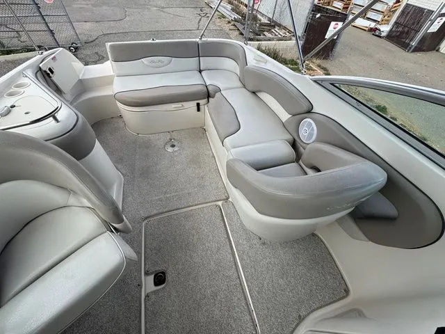 Slide: The Image of Sea Ray 240 Sundeck 2004 - 23