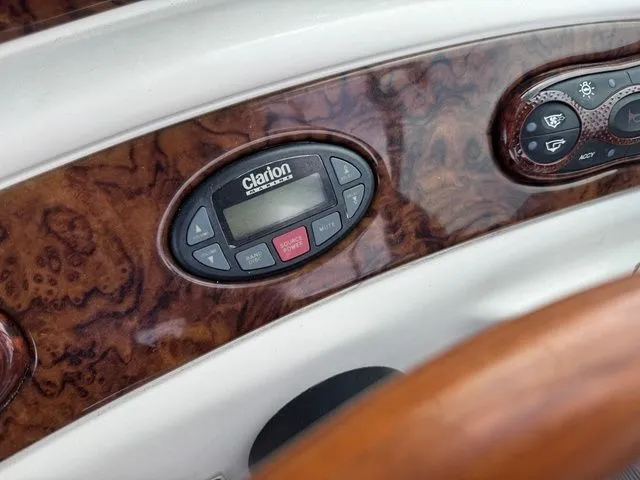 Slide: The Image of Sea Ray 240 Sundeck 2004 - 45