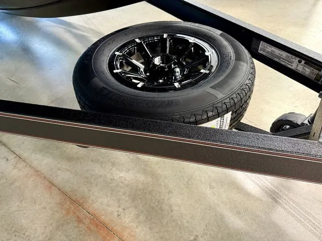 Slide: The Image of Skeeter ZXE21 2026 - 18