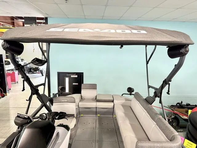 Slide: The Image of Sea-Doo Switch Sport 21 2024 - 11