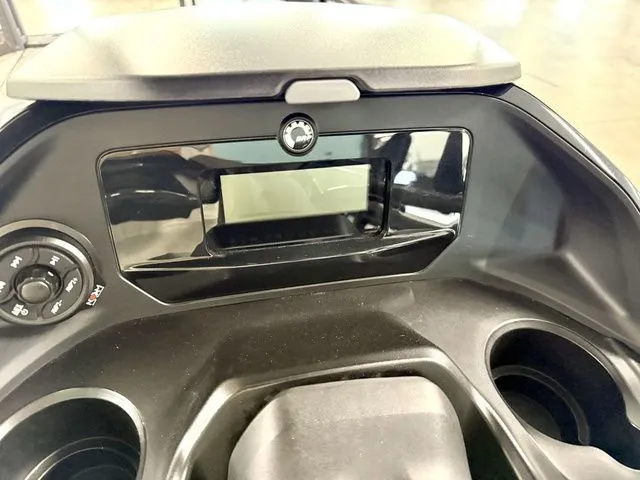 Slide: The Image of Sea-Doo Switch Sport 21 2024 - 8