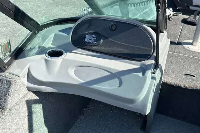 Slide: The Image of Smoker Craft Pro Angler 162 2016 - 16