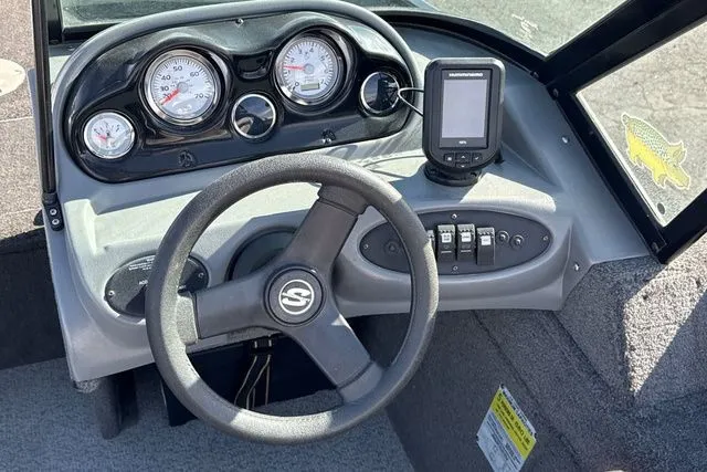 Slide: The Image of Smoker Craft Pro Angler 162 2016 - 17