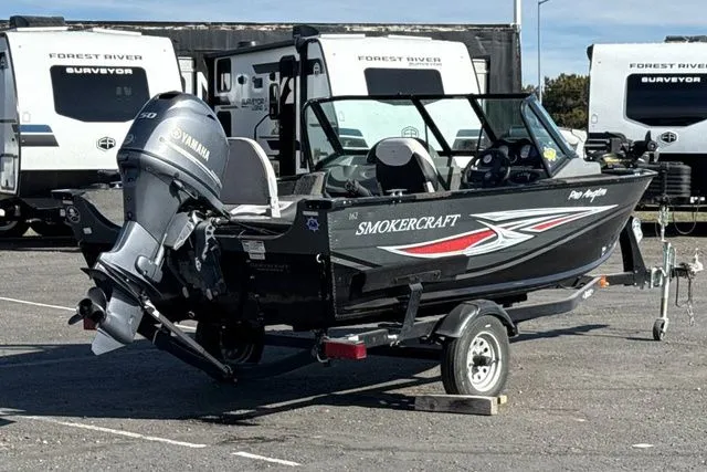 Slide: The Image of Smoker Craft Pro Angler 162 2016 - 18