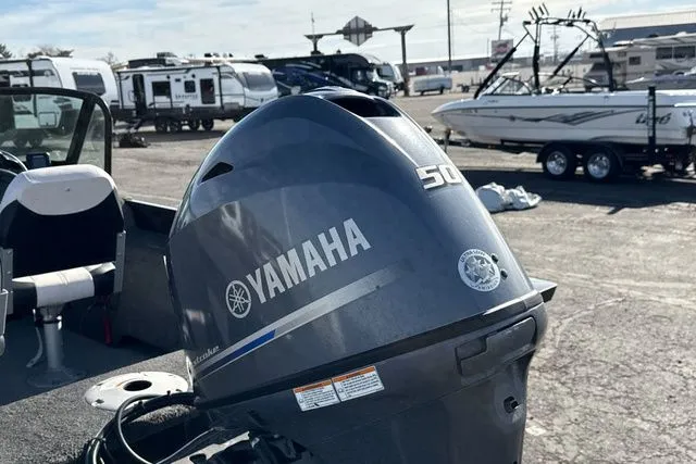 Slide: The Image of Smoker Craft Pro Angler 162 2016 - 9