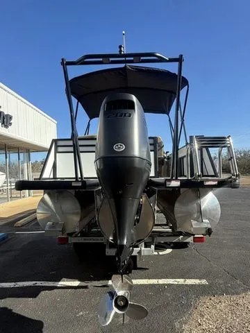 Slide: The Image of Viaggio By Misty Harbor V22C Tri-Toon 2026 - 3