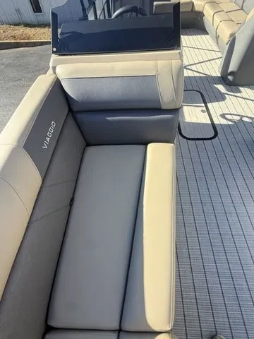 Slide: The Image of Viaggio By Misty Harbor V22C Tri-Toon 2026 - 6