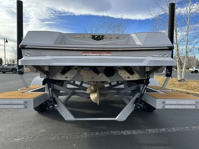 Slide: The Image of Nautique Ski Nautique 2026 - 7