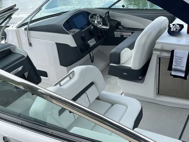 Slide: The Image of Regal 3300 2023 - 11