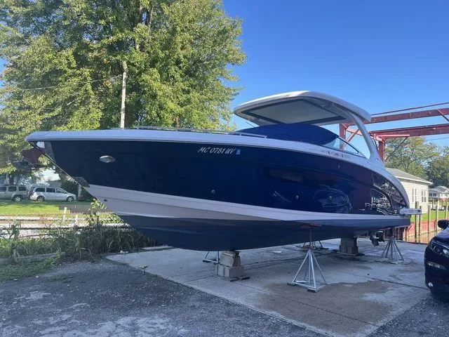 Slide: The Image of Regal 3300 2023 - 27