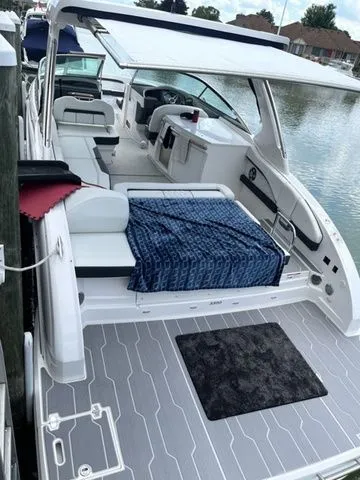 Slide: The Image of Regal 3300 2023 - 30