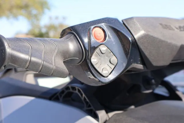 Slide: The Image of Sea-Doo GTI 130 2024 - 13