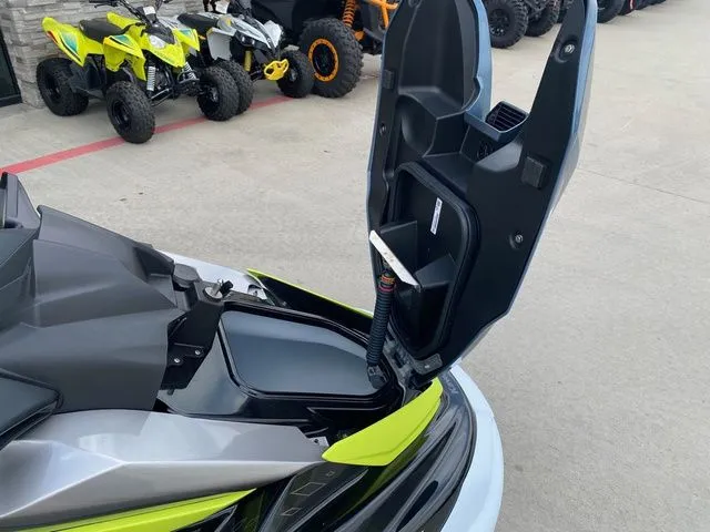 Slide: The Image of Kawasaki Jet Ski ST 2026 - 19